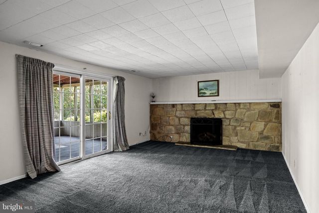 500 WOODLANE CT, Cinnaminson, NJ 08077