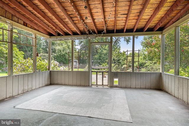 500 WOODLANE CT, Cinnaminson, NJ 08077