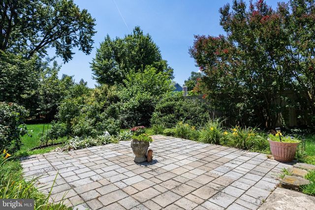 500 WOODLANE CT, Cinnaminson, NJ 08077
