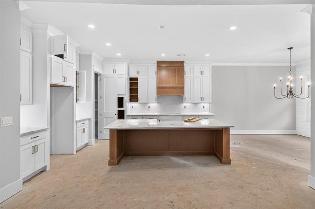 357 Lake Vista Drive, Statham, GA 30666