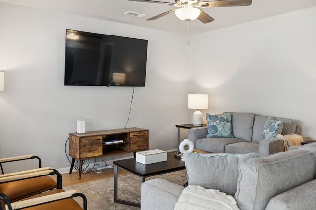 226 Treutland Ave, NE, Nashville, TN 37207