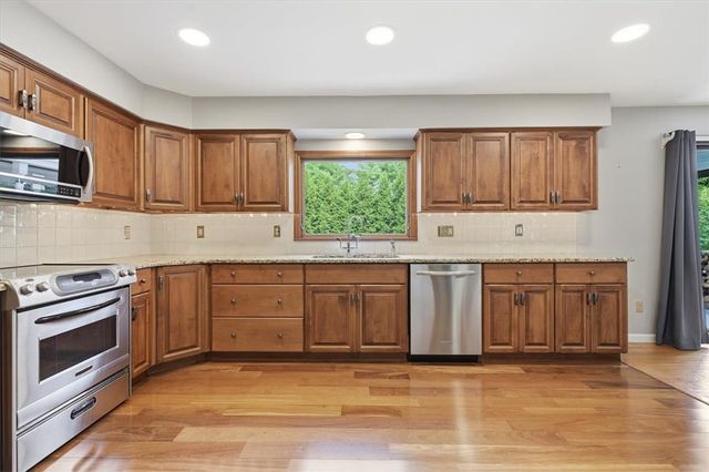 228 West Moorestown Road, Bushkill Twp, PA 18091