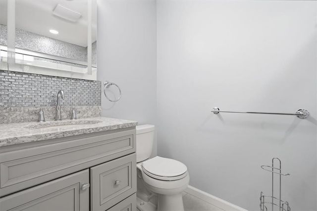 228 West Moorestown Road, Bushkill Twp, PA 18091