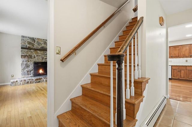 228 West Moorestown Road, Bushkill Twp, PA 18091