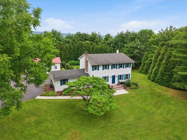 228 West Moorestown Road, Bushkill Twp, PA 18091
