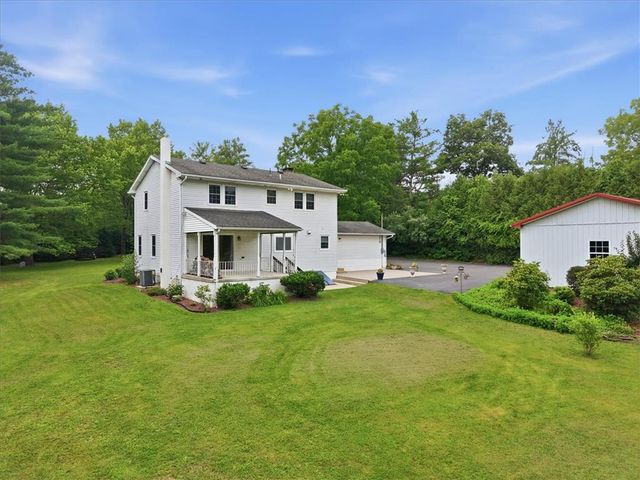 228 West Moorestown Road, Bushkill Twp, PA 18091