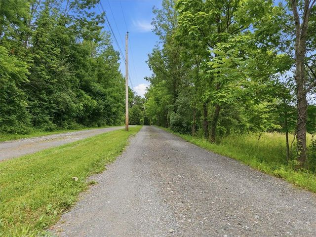 228 West Moorestown Road, Bushkill Twp, PA 18091