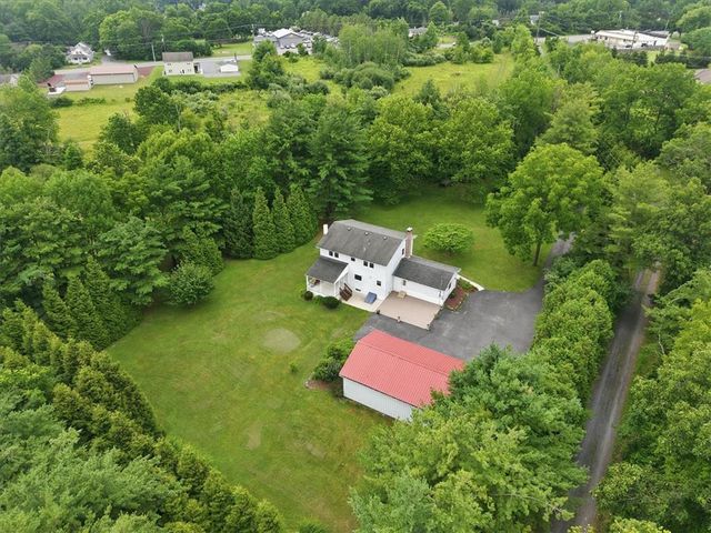 228 West Moorestown Road, Bushkill Twp, PA 18091