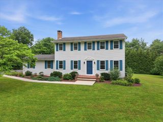 228 West Moorestown Road, Bushkill Twp, PA 18091