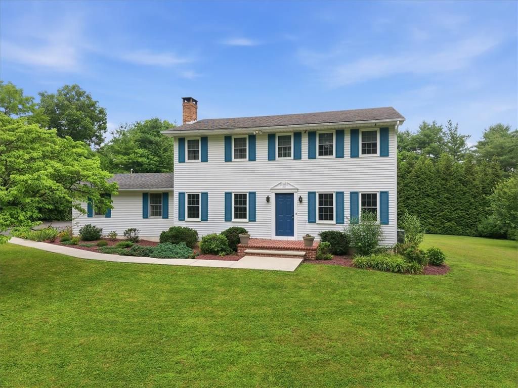 228 West Moorestown Road, Bushkill Twp, PA 18091