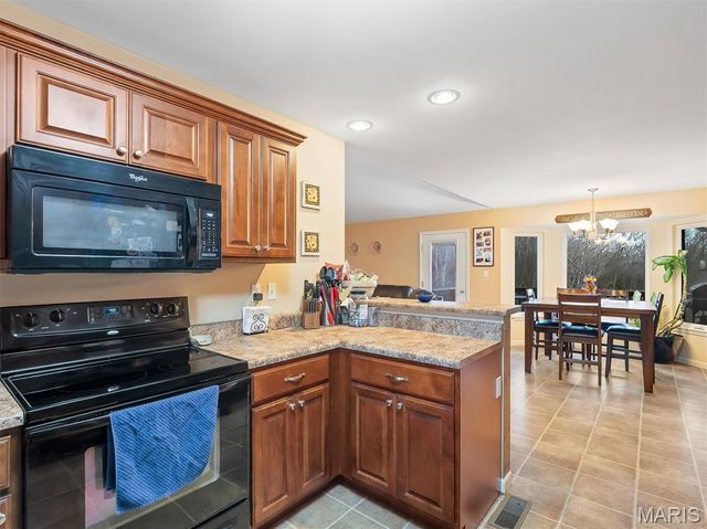 5950 Highway V, Union, MO 63084