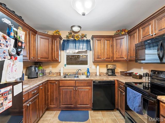 5950 Highway V, Union, MO 63084