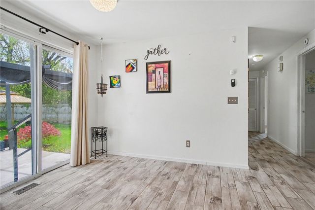 154 Burben Way, Gates, NY 14624