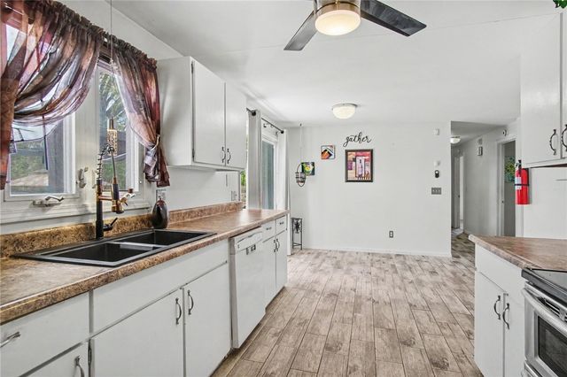 154 Burben Way, Gates, NY 14624