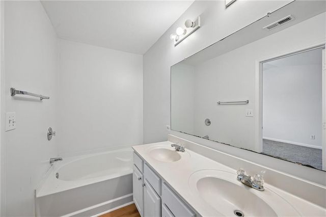 725 Crestwell Circle SW, Atlanta, GA 30331