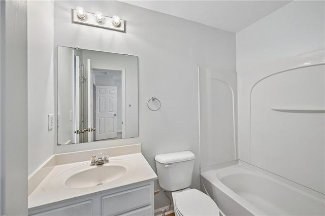 725 Crestwell Circle SW, Atlanta, GA 30331