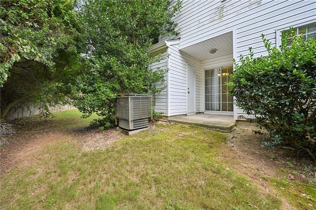 725 Crestwell Circle SW, Atlanta, GA 30331