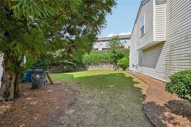 725 Crestwell Circle SW, Atlanta, GA 30331