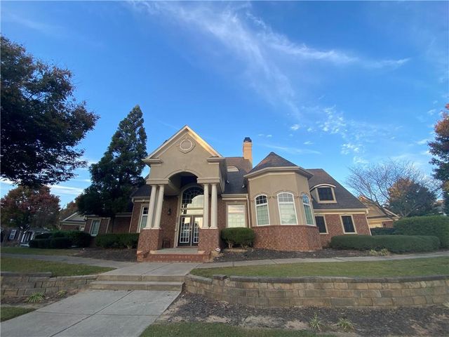 725 Crestwell Circle SW, Atlanta, GA 30331