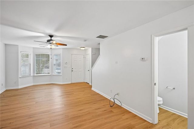 725 Crestwell Circle SW, Atlanta, GA 30331