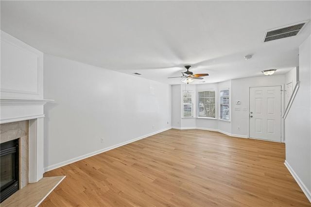 725 Crestwell Circle SW, Atlanta, GA 30331