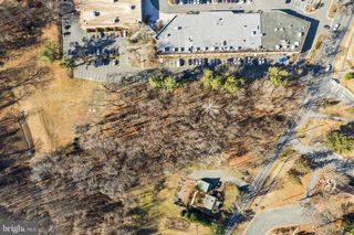 9821 GEORGETOWN PIKE, Great Falls, VA 22066