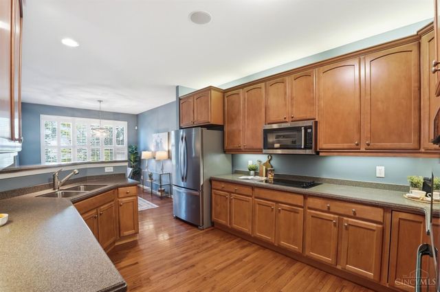 8338 Jeannes Creek Lane, West Chester, OH 45069