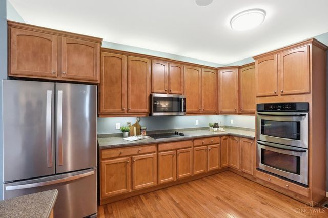 8338 Jeannes Creek Lane, West Chester, OH 45069