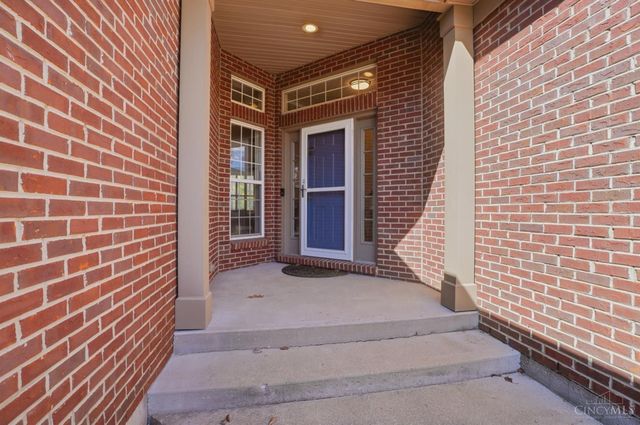 8338 Jeannes Creek Lane, West Chester, OH 45069