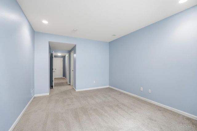 8338 Jeannes Creek Lane, West Chester, OH 45069