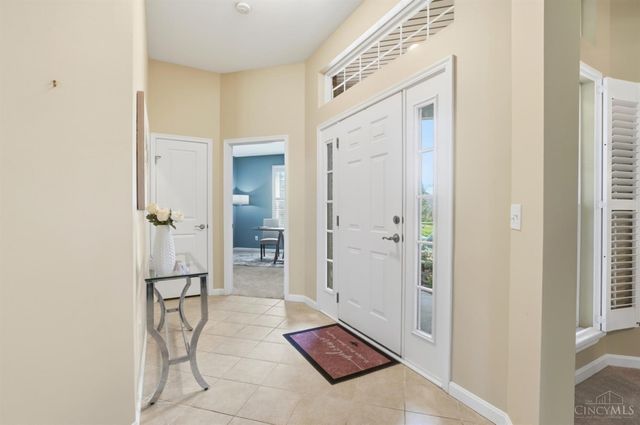 8338 Jeannes Creek Lane, West Chester, OH 45069