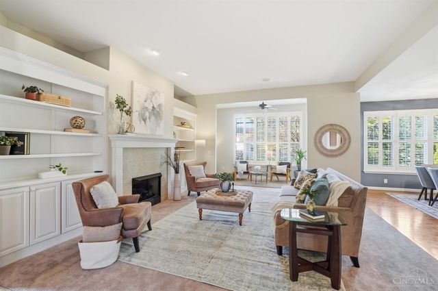 8338 Jeannes Creek Lane, West Chester, OH 45069