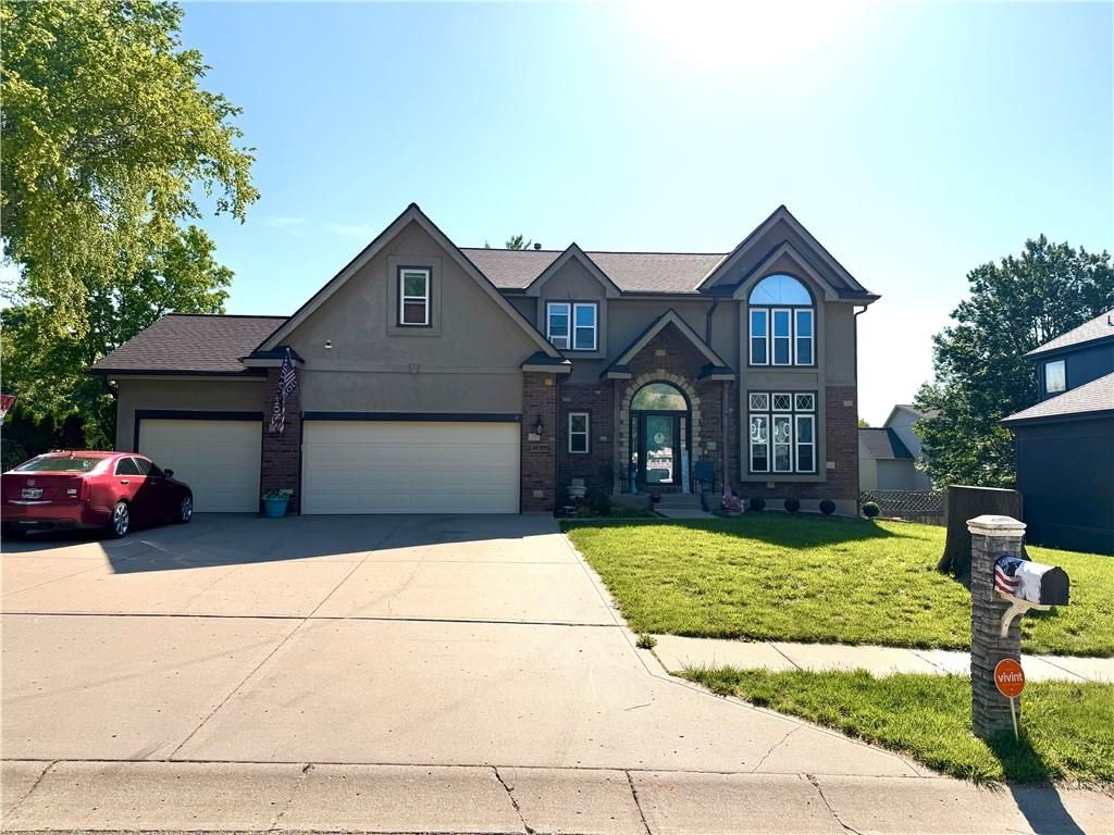 1437 Coventry Lane, Liberty, MO 64068