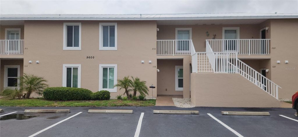 9600 FIDDLERS GREEN CIRCLE 110, Rotonda West, FL 33947