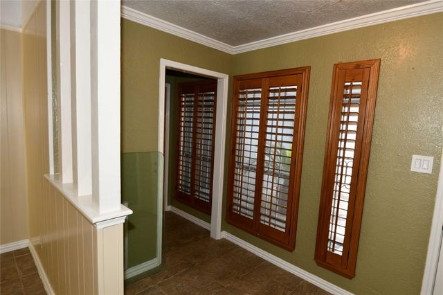 271 Shekel Lane, Houston, TX 77015