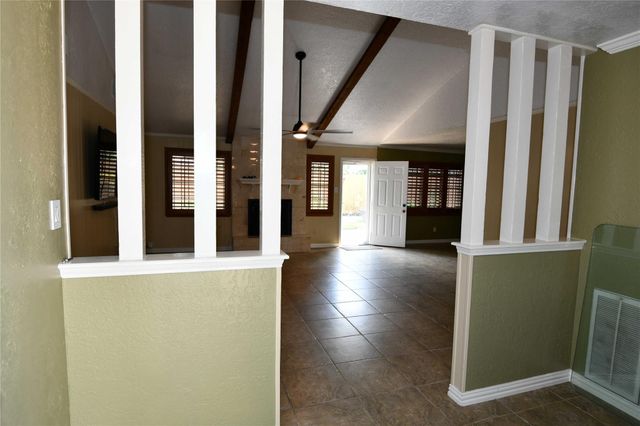 271 Shekel Lane, Houston, TX 77015