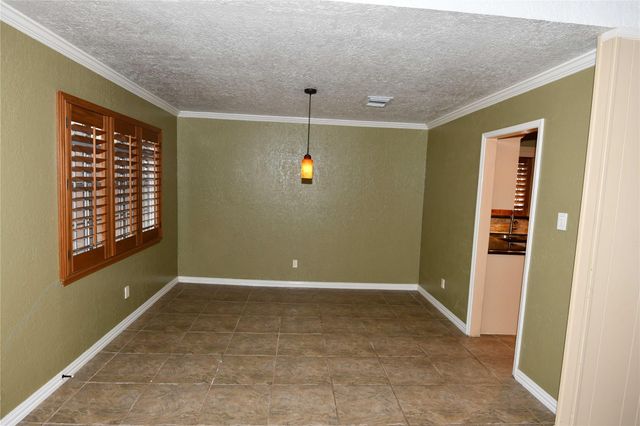 271 Shekel Lane, Houston, TX 77015