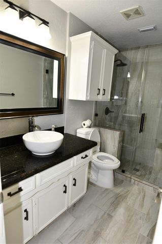 271 Shekel Lane, Houston, TX 77015