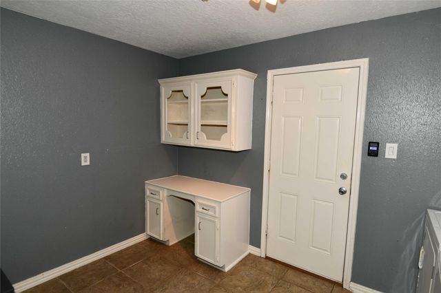 271 Shekel Lane, Houston, TX 77015