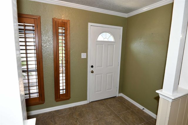 271 Shekel Lane, Houston, TX 77015