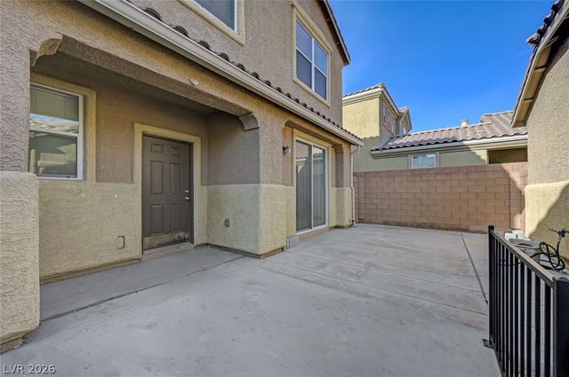 8803 Salvestrin Point Avenue, Las Vegas, NV 89148