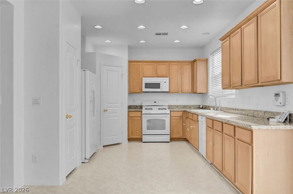 Image 19 of property listing at 8803 Salvestrin Point Avenue, Las Vegas, NV 89148