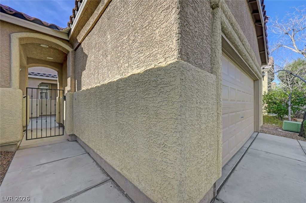 Image 4 of property listing at 8803 Salvestrin Point Avenue, Las Vegas, NV 89148