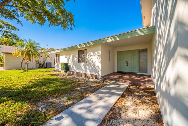 8114 NUTMEG Way, Tamarac, FL 33321