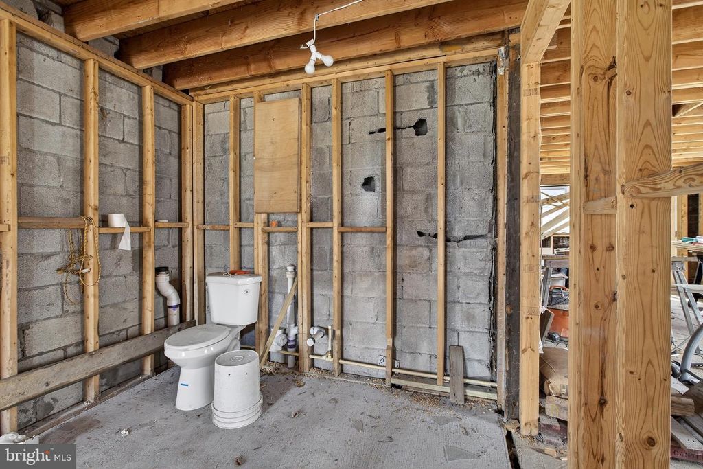 Image 15 of property listing at 2609 FOERSTER AVE, Baltimore, MD 21230