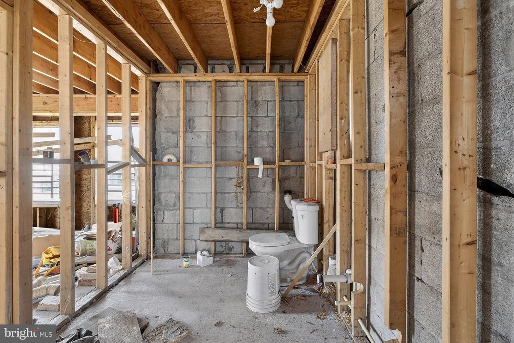 Image 16 of property listing at 2609 FOERSTER AVE, Baltimore, MD 21230