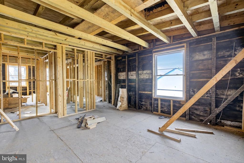 Image 20 of property listing at 2609 FOERSTER AVE, Baltimore, MD 21230