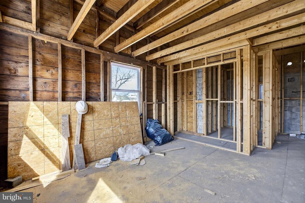 Image 25 of property listing at 2609 FOERSTER AVE, Baltimore, MD 21230