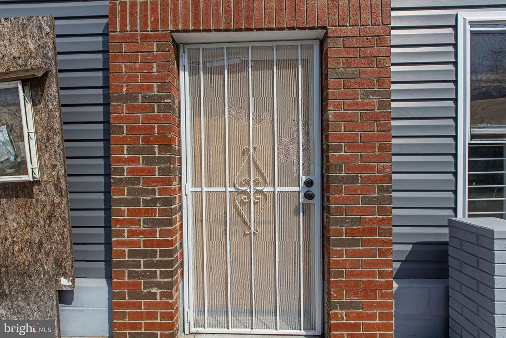 Image 39 of property listing at 2609 FOERSTER AVE, Baltimore, MD 21230