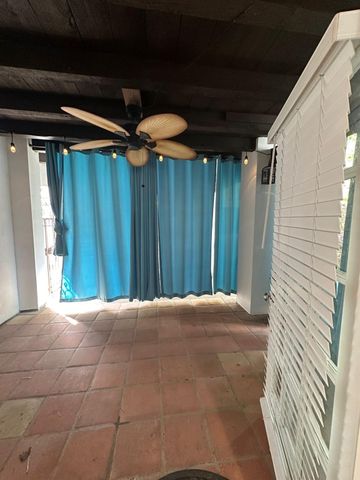 2744 Briarhurst Drive 35, Houston, TX 77057